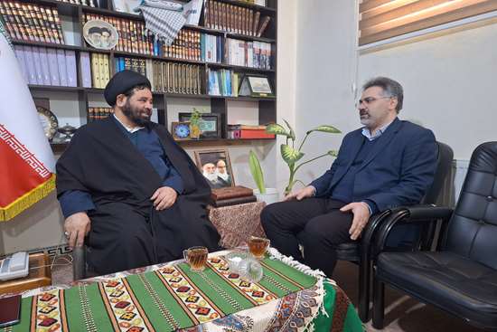 دیدار صمیمی مدیر شبکه بهداشت و درمان تالش با امام جمعه حویق 1 